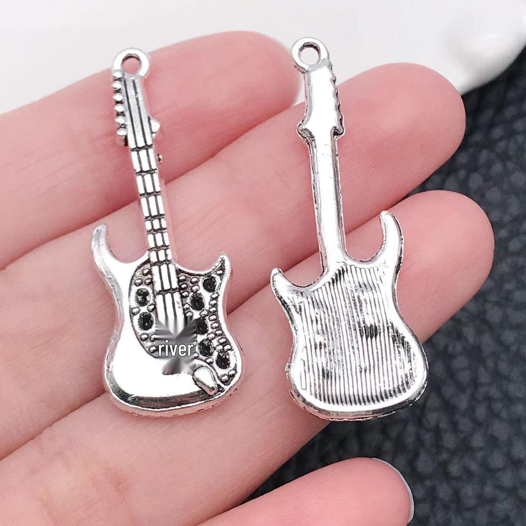 Mixed 30-Piece Musical Instrument Alloy Pendant Set with Guitar, Notes, and Mini Music Jewelry Accessories