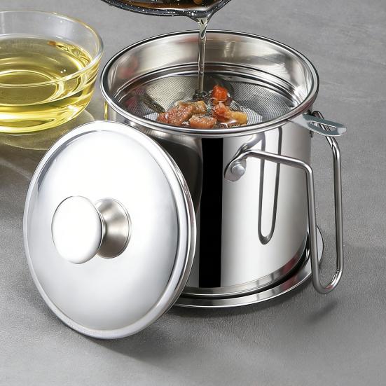 Edelstahl Ölfilterbehälter mit Feinmaschen-Sieb 1,4/1,8L Große Kapazität Küchenölkrug zum Frittieren Kochen Rostbeständig Hitzebeständig Ölkanne