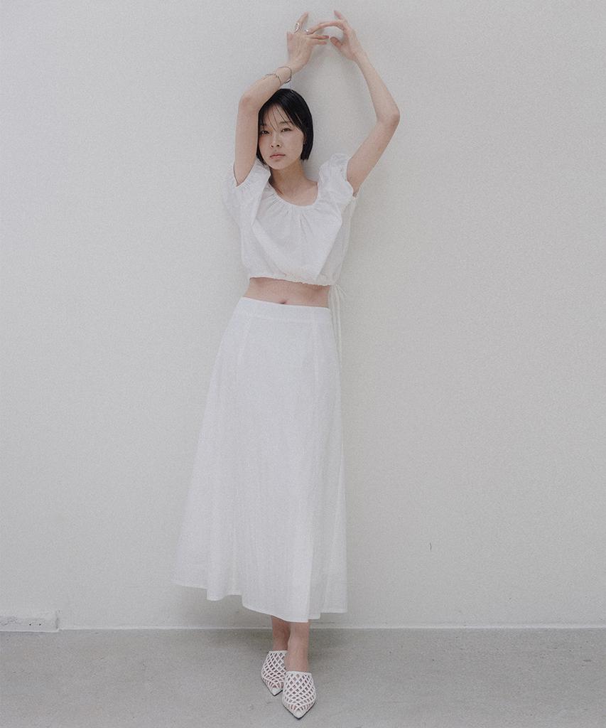 Memua Orb Cutout Flare Skirt (Black)
