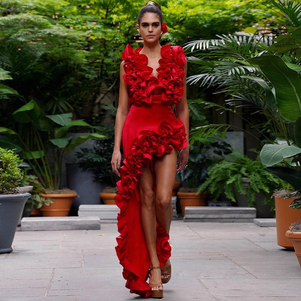 Costume da bagno intero da donna 2024 con balze esagerate