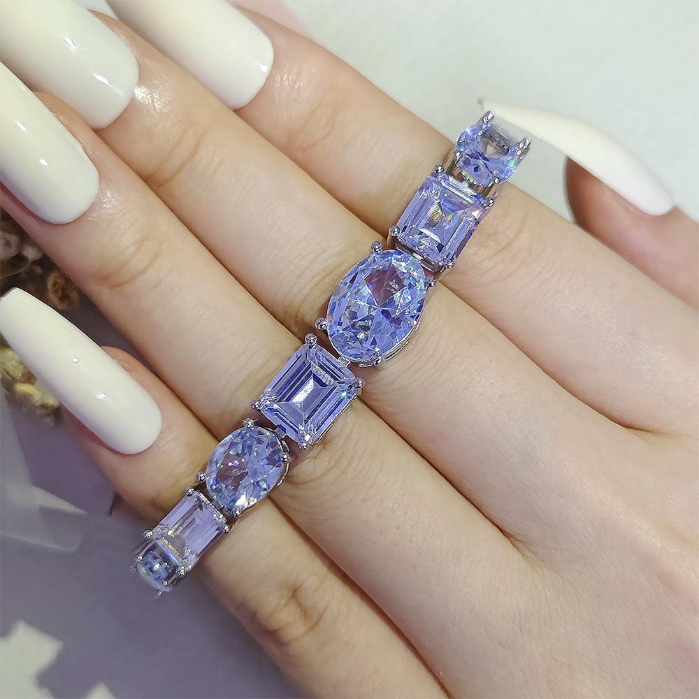 Exquisite Women's Geometric Bracelet - High-End Design S7701