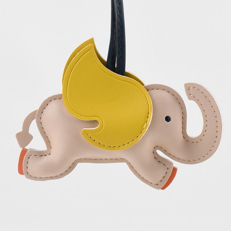 Handcrafted Leather Elephant Keychain: Cute Gift Bag Charm & Pendant