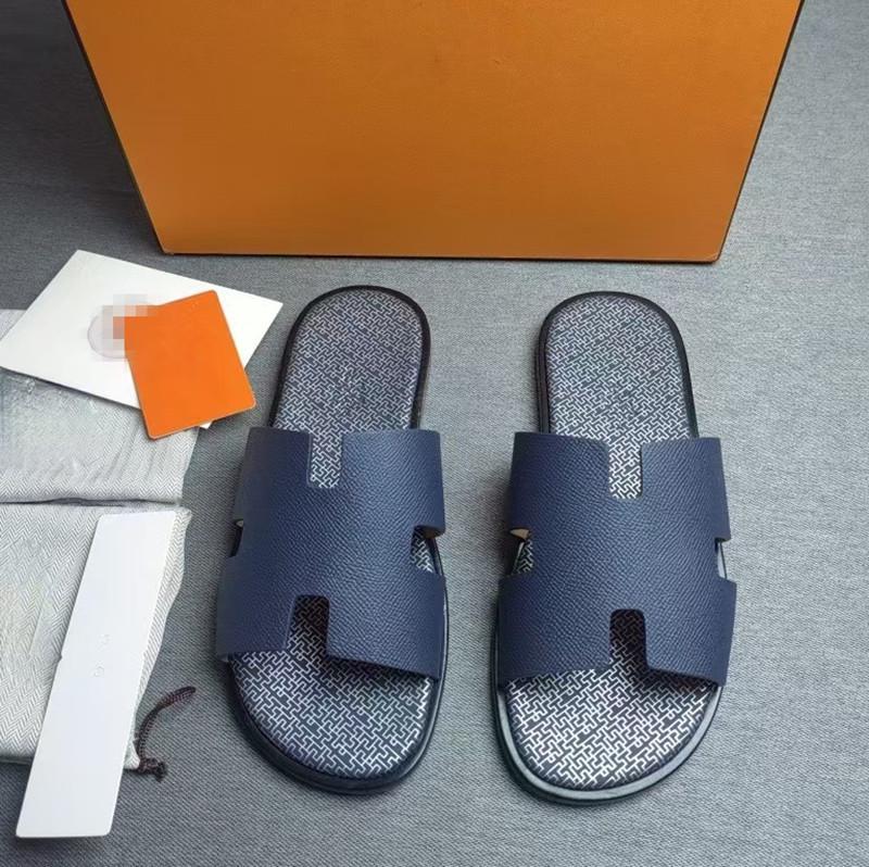 

Модні європейські літні чоловічі тапочки - дихаюче, зручне, модне пляжне взуття високого класу Size 44