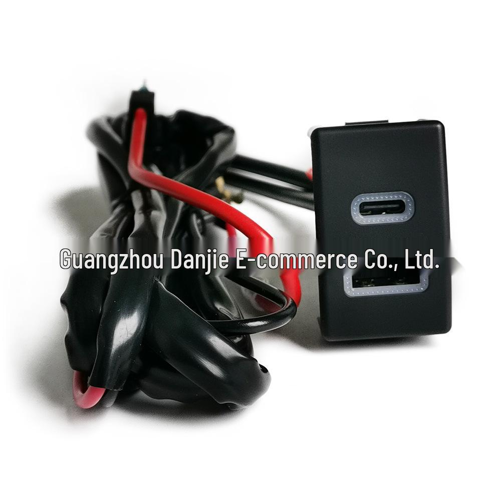 QC3.0 USB Type-C Car Charger for Mazda 5 & 6 Classic Edition