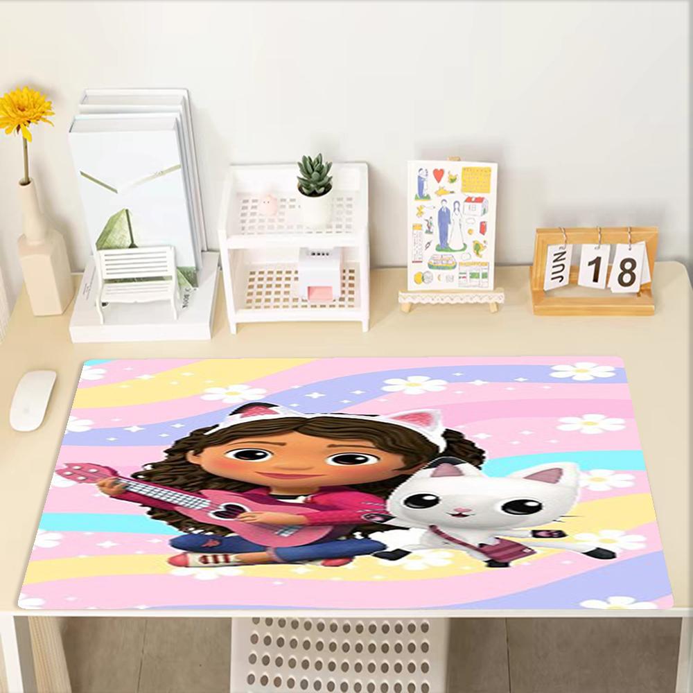 Gabby’s Dollhouse Theme Mouse Pad, Non Slip Rubber Base, Multifunctional Office & Home Decor, Perfect for Workspace Personalization.