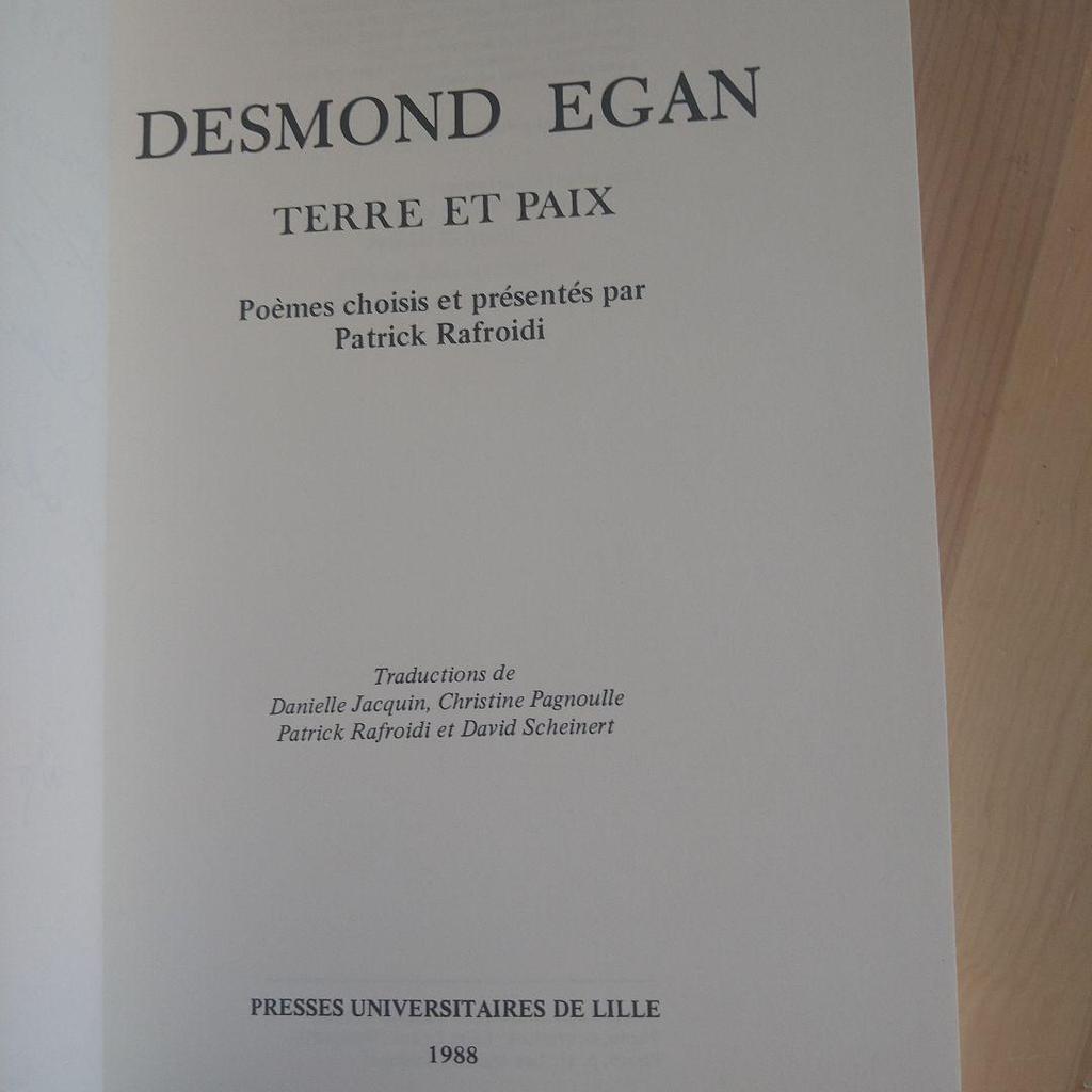 [USED] Terre Et Paix - A Collection of Poems by Desmond Egan