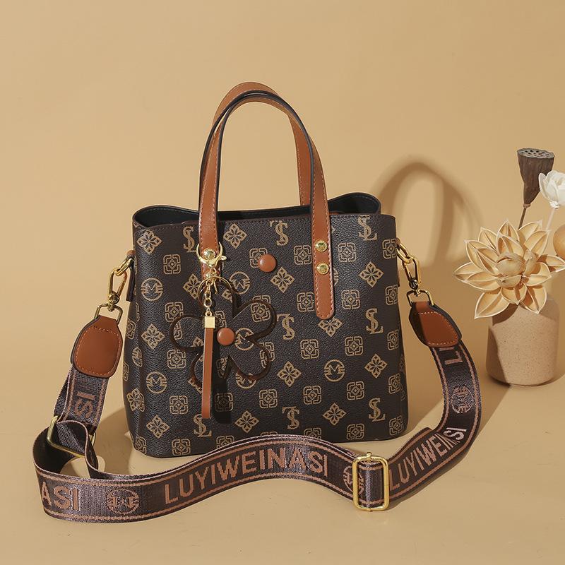 

Женские сумки-клатчи, дизайнерские сумки через плечо, женские сумки-клатчи, дорожные сумки-тоут