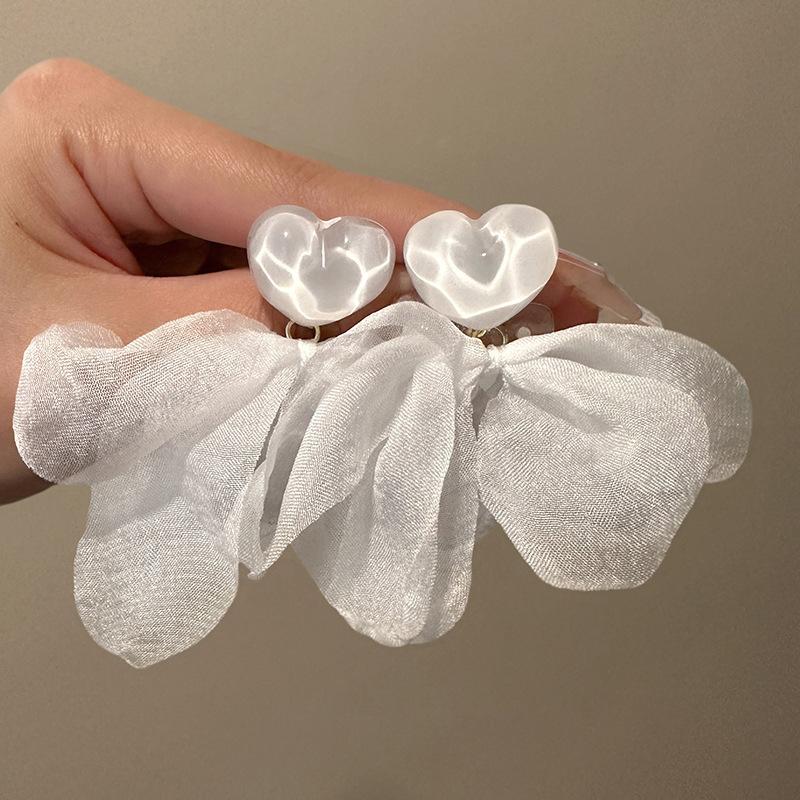 Super fairy yellow mesh flower earrings 2025 new seaside vacation style stud earrings niche high-end temperament earrings