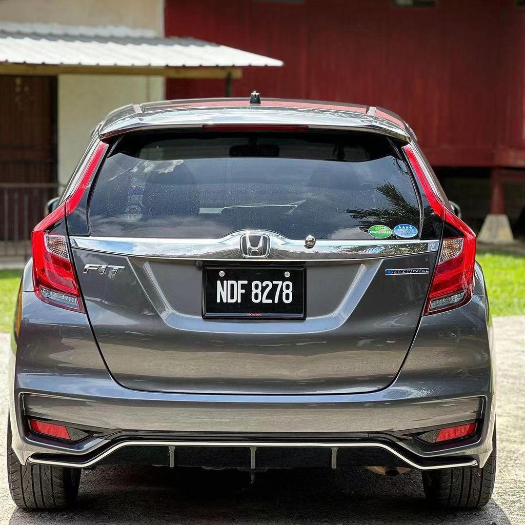 18-20 Fit GK5 Modified Body Kit: Rear and Front Lips, RS Small Spoiler, Tail Wing, Top Wing