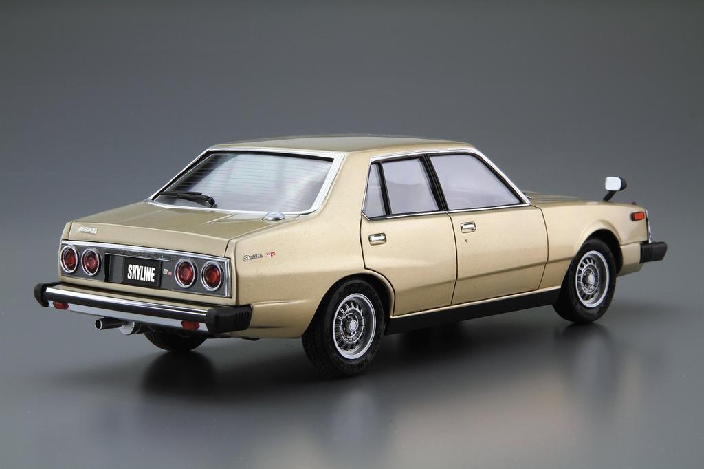 Aoshima Bunka Kyozai Scale Model Car Series 54 Nissan HGC211 Skyline 1979 Plastic Model 1/24 No. 2000GT-E/S