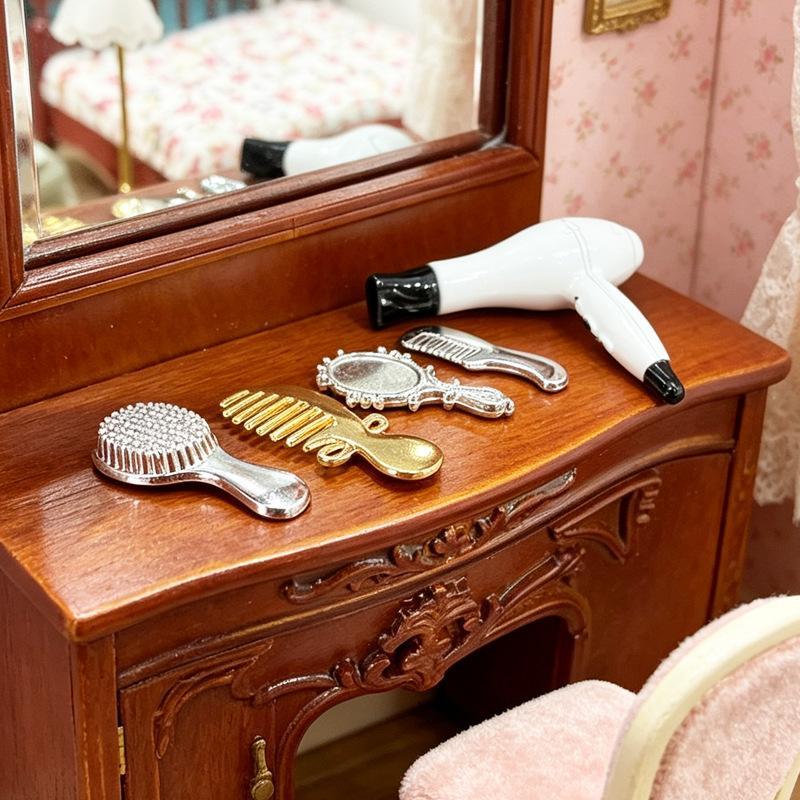 5Pcs 1:12 Mini Hair Styling Set Hair Dryer Comb Mirror Doll Accessories Pretend Play Vanity Table Miniature Dollhouse Home Decor