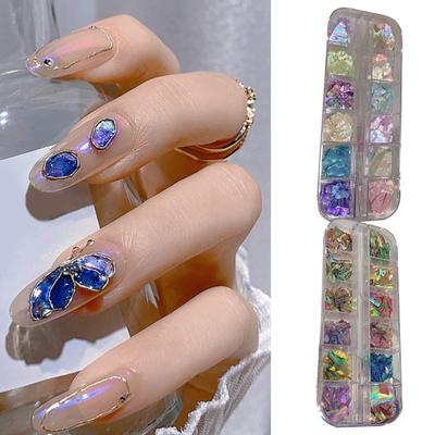Zarte Nail-Art-Flocken in unregelmäßiger Form, verpacktes Nail-Art-Dekor
