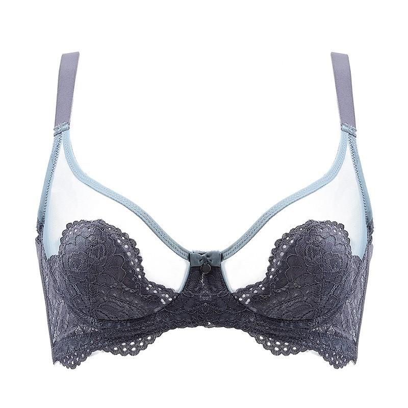 ლატექსის ბიუსტჰალტერი ქალთა თხელი ჭიქის საცვლები ქალები იკრიბებიან დამატებითი მკერდის შესაგროვებლად.