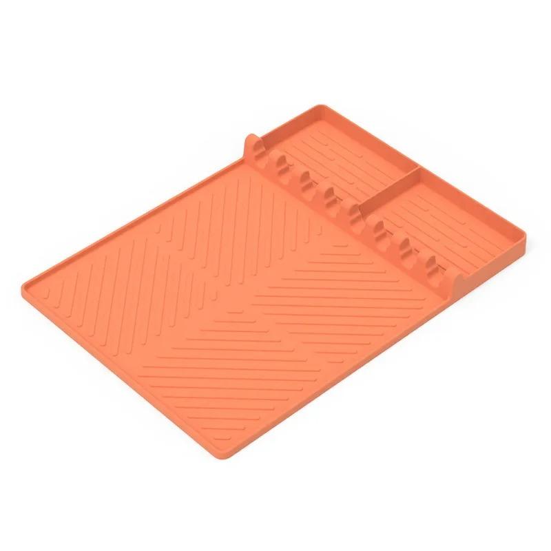 Heat Resistant Silicone Grill Tool Holder Mat with Side Shelf Drip Pad for Blackstone BBQ Utensils Kitchen Countertop