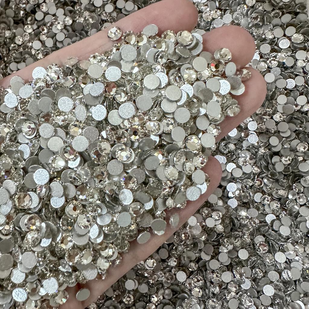 High Quality Non Hotfix Rhinestone Diamond Strass Flatback Glass Crystal Rhinestones Bulk for Cloth DIY Crafts