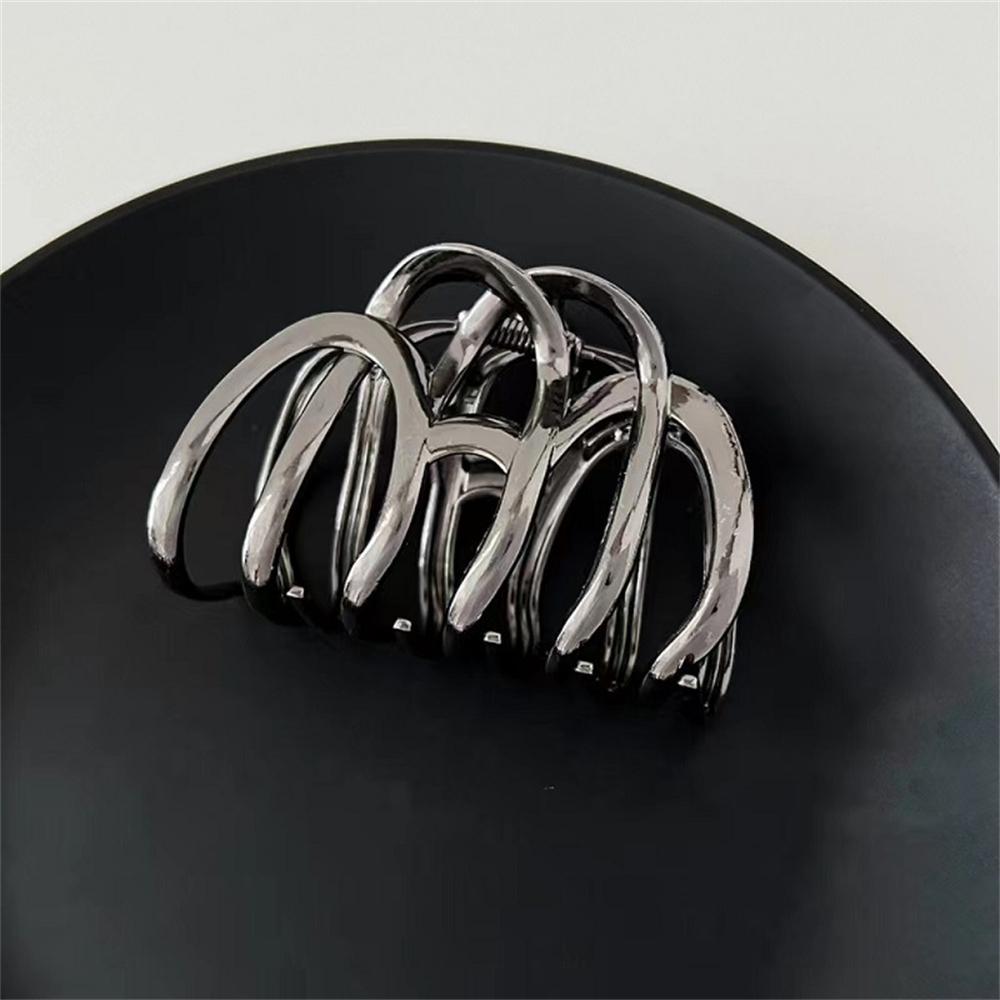 

1pc Wavy Grab Clip Women s Fashion Trend Versatile Shark Clip Headwear And Hair Accessory
