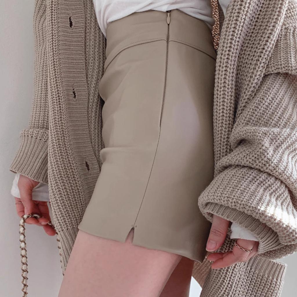 Leather shorts women's autumn and winter new thin versatile high-waisted hip-wrapped pu leather boot pants khaki short straight-leg pants