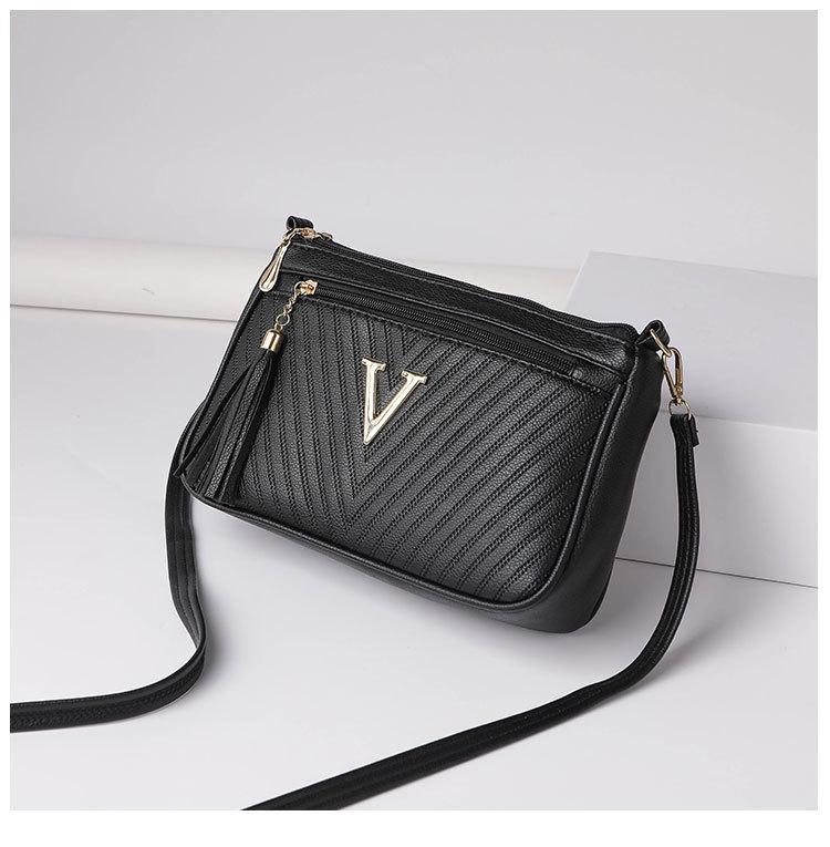 Women's Large Capacity Fashion Crossbody Shoulder Bag - Versatile and Popular for Summer