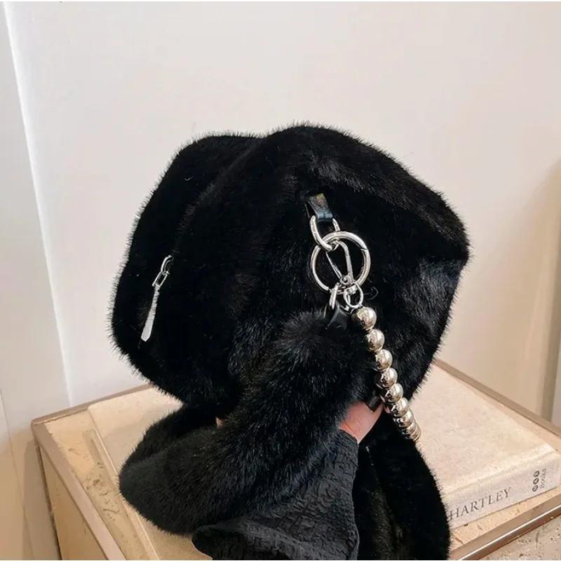 Super Cool Fur Exquisite Square Shoulder Bags with Metal Beads High Quality Winter New Style Crossbody Bags