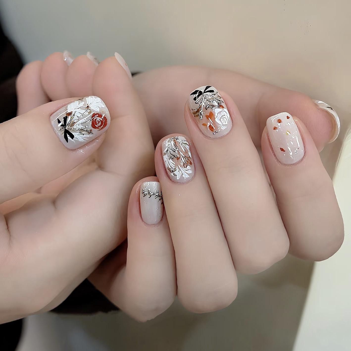 

Chinese Style Watercolor Rose Floral Nail Art Patches - Retro Cute Short Wearable Nails