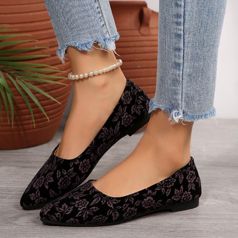 Printed Flat Slip-on Shoes Women's 2025 Autumn New Pointed Toe Plus Size New Chinese Professional Shoes