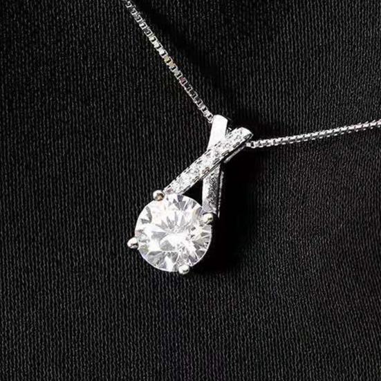 Women Necklace X Shape Faux Moissanite Jewelry Shining Korean Style Necklace for Daily Wear