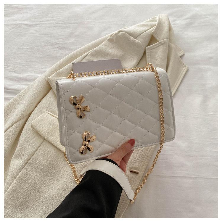 Fashion Rhombus Chain Bow Hardware Decoration Shoulder Women'S Crossbody Small Square Bag