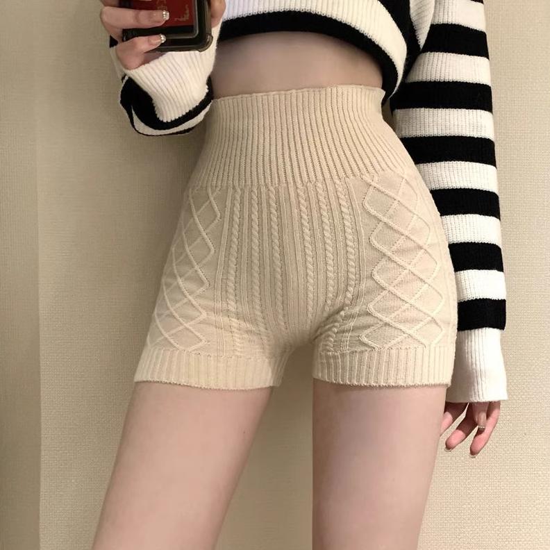 Apricot Sweet High Waisted Slim Knit Shorts for Women In Summer Pure Desire Style Spicy Girl Sexy Base Anti Stripping Pants
