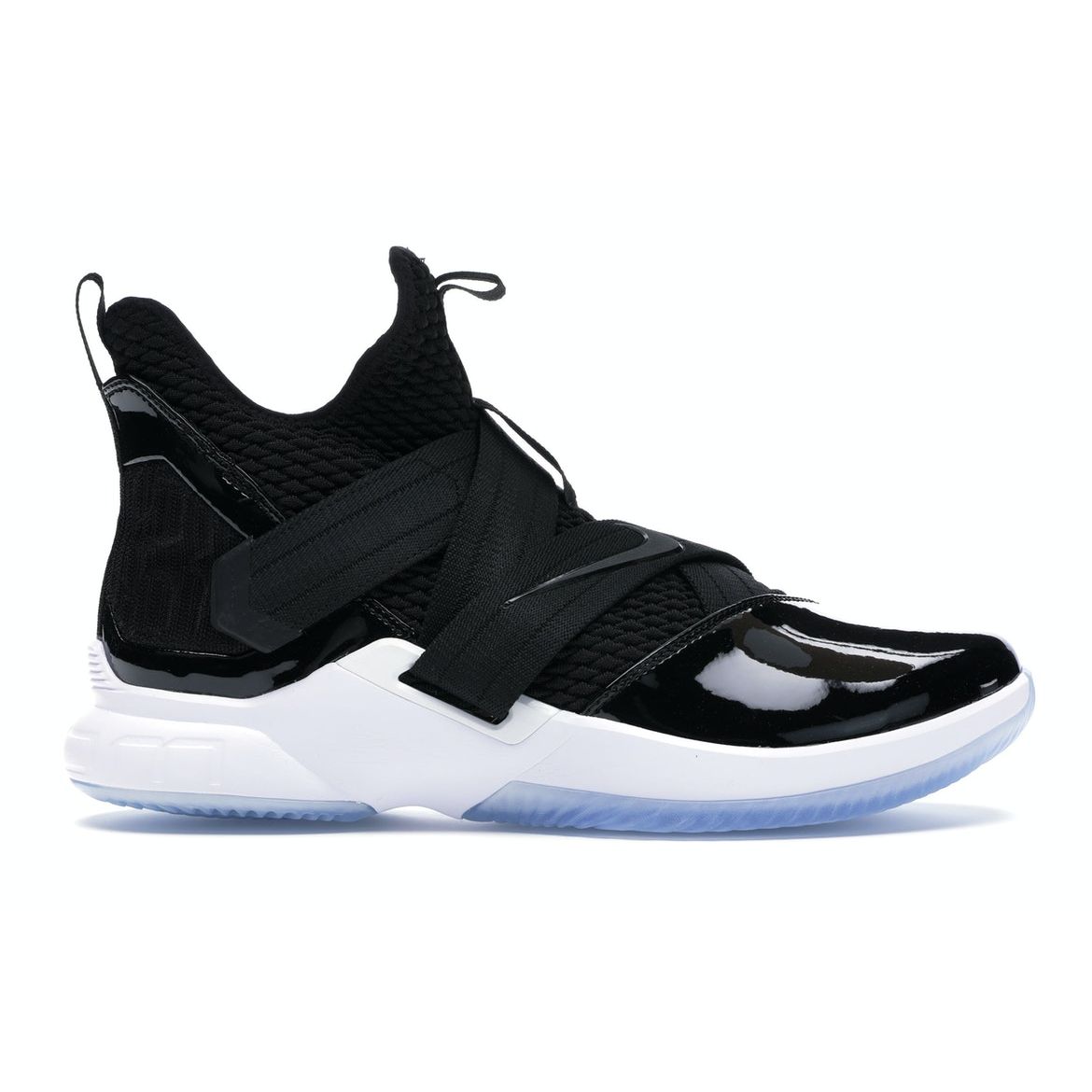 

Nike LeBron Soldier 12 SFG Черные мужские кроссовки бело-черные AO4054-005
