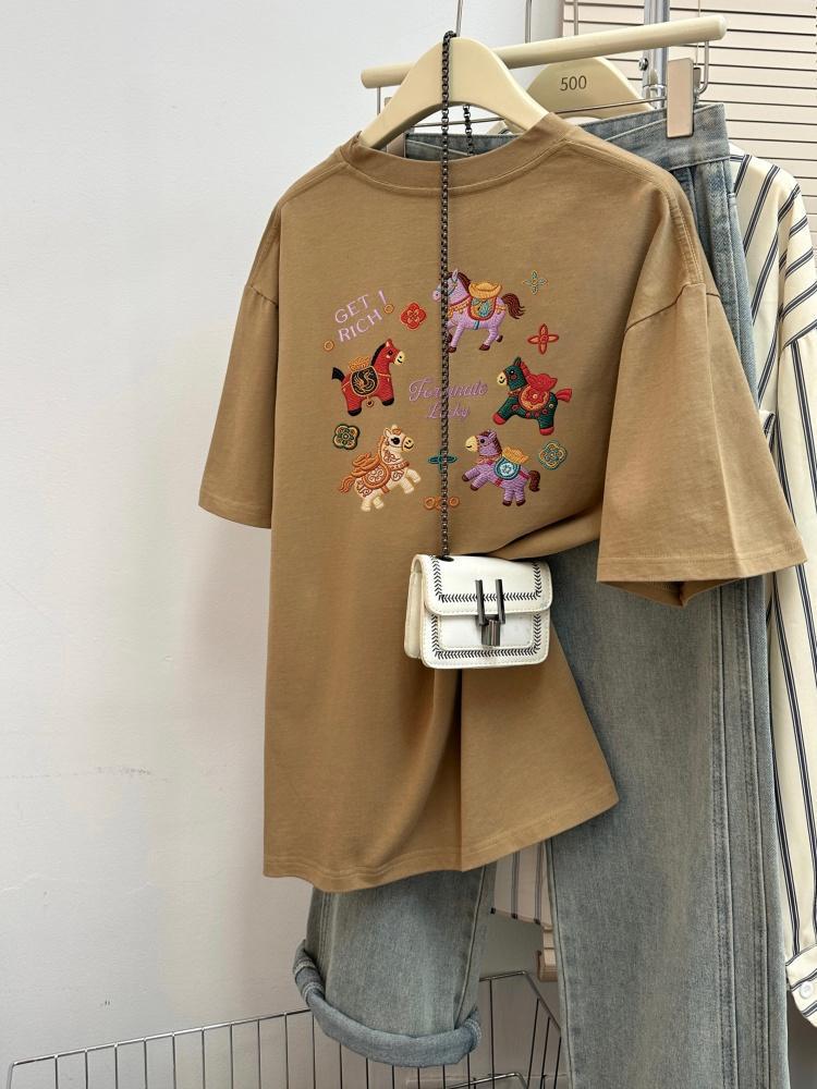 

2026 Women s Loose-Fit Wine Red Cotton T-Shirt with Small Horse Print, Plus Size, Short-Sleeve, Year of the Horse Design. XXXL хакі