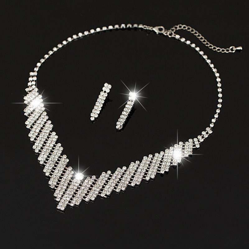 Korean Crystal Necklace Pendant Jewelry Set Special Offer Mixed Batch Sweater Chain Long