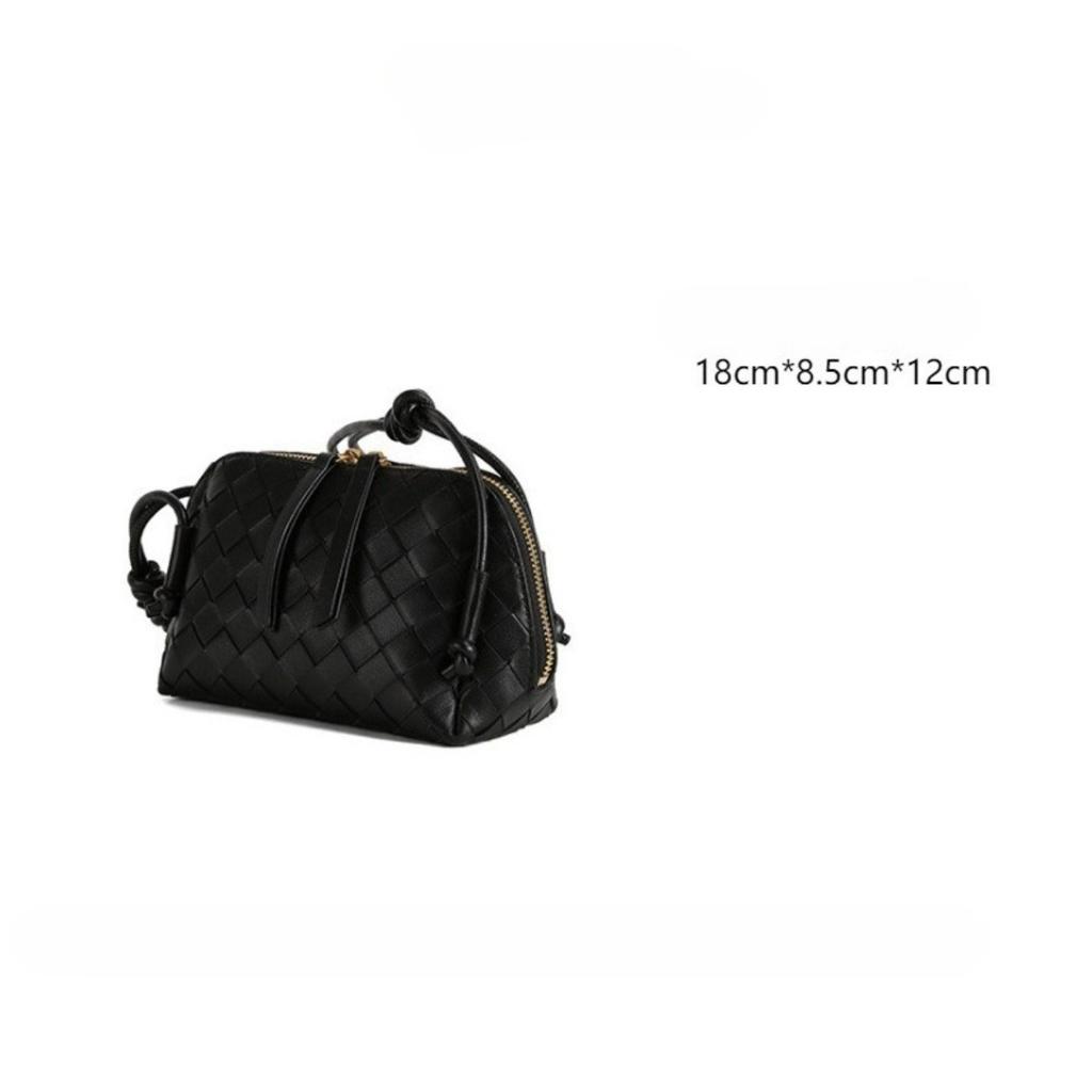 Popular Red Sheepskin Woven Bag Shoulder Messenger Handbag Knotted Zipper Fashionable Leather Women's Bag Wholesale