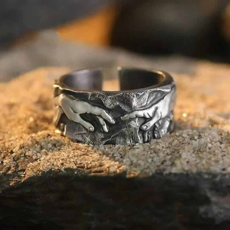 Vintage Cyberpunk Samurai Mask Domineering Rings Men's Fashion Trend Mechanical Future Simple Retro Personality Accessories Gift