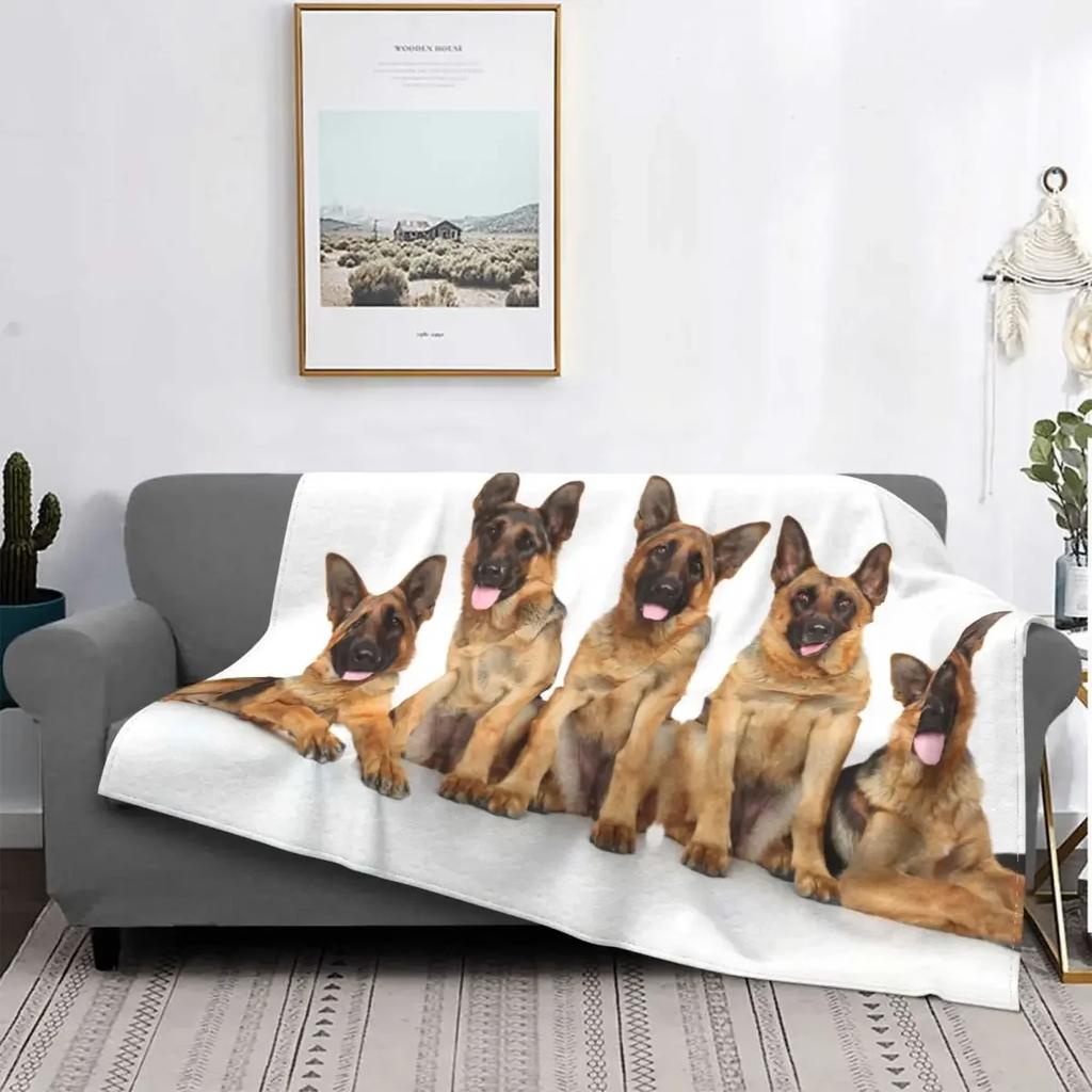 German Shepherd Blanket Dog Flannel Throw Bed Blankets Cozy Lightweight Soft Bedspreads Bedding for Sofa Couch Bed Home Decor
