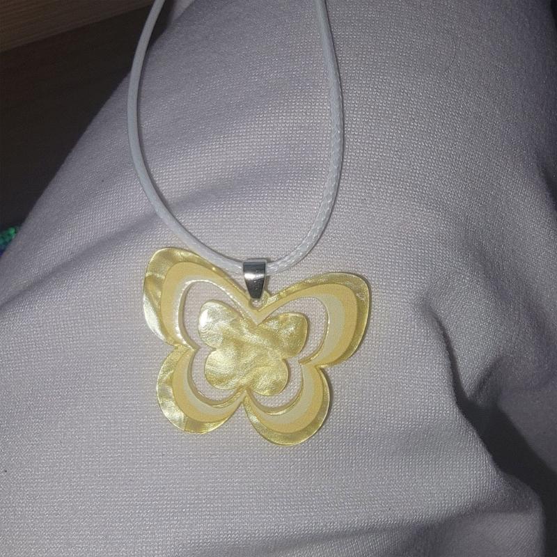 Charming Countryside Style Butterfly Necklace Acrylic Butterfly Charm Clavicle Chain Crystal Cord Choker Jewelry Gift