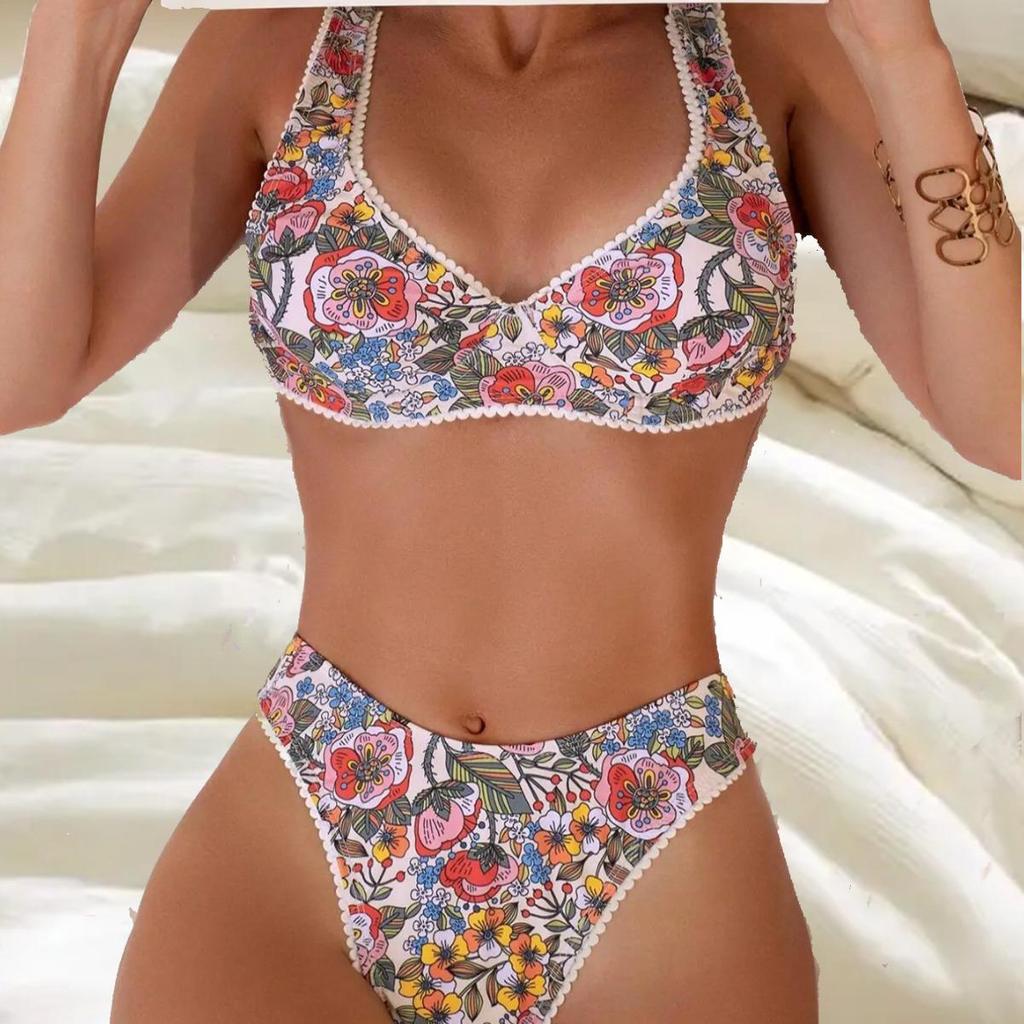 2024 Nové tištěné bandážové bikiny: Dámské evropské a americké dvoudílné plavky s ocelovou podporou a vysokým pasem