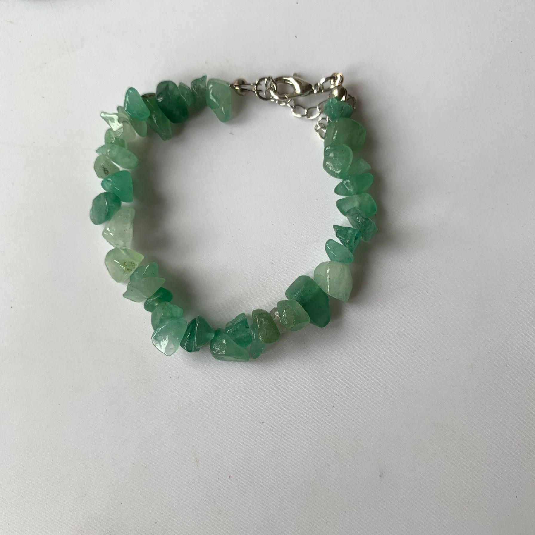 

Семицветный чокер из натурального дробленого камня и кристаллов - Ожерелье в пляжном стиле для весны/лета