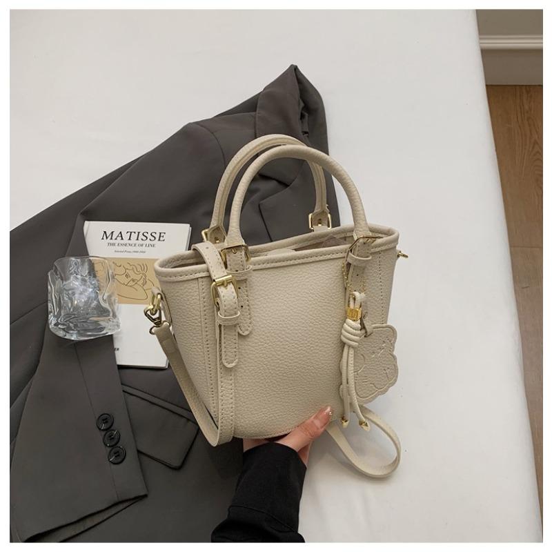 

Simple Handbag for Women, Fashionable for Daily Commuting, High-end in Style, Single-shoulder Crossbody Bag бежевий