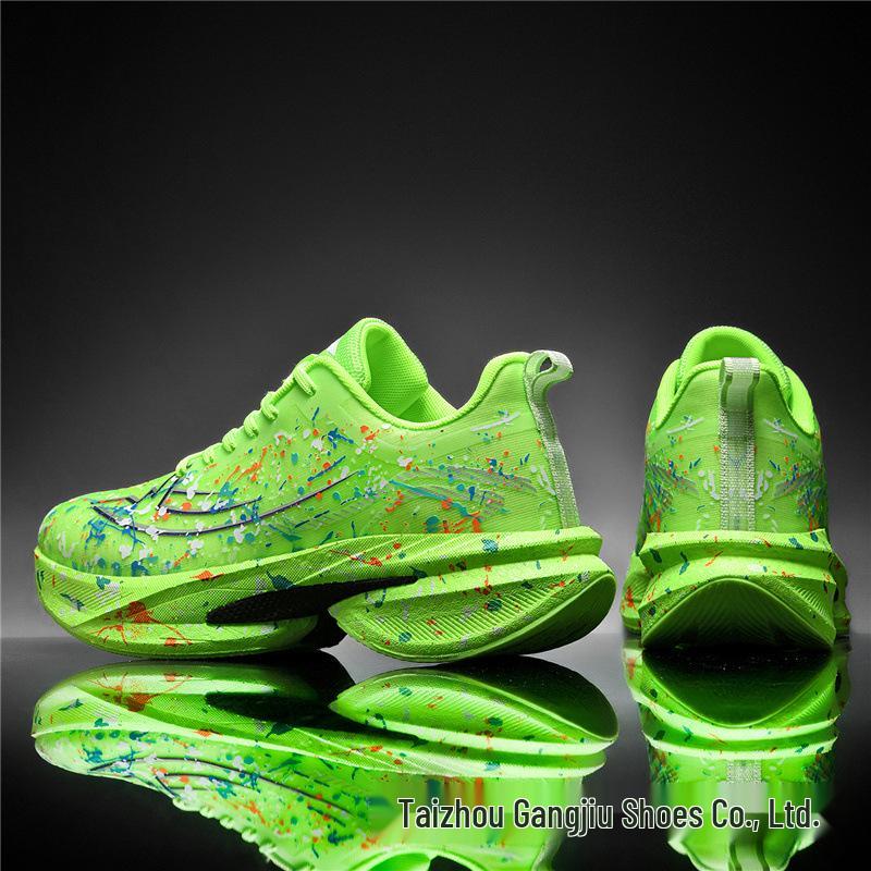 

Men s Breathable Sports Shoes for Teens – Lightweight Deodorant Running Shoes with Soft Carbon Fiber Sole. 43
