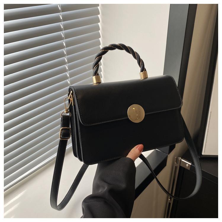 Trendy 2024 Spring New Arrival Solid Color Fashion Casual Lock Buckle Single Shoulder Crossbody Handbag чёрный