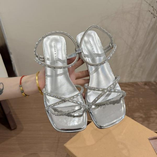 Mote Firkanttå Beige Hælsandaler 2025 Sommersalg av Damesko Svart Blokkhæl Åpen Nye Klare Retro Lave Mote Rhinestone Comfo