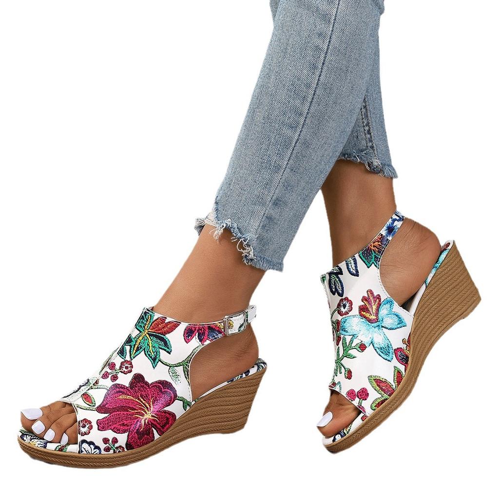 Sandales à boucle imprimées style ethnique pour femmes, grande taille européenne et américaine, été 2025, à fleurs, talon compensé, une bride, bout ouvert, grande taille