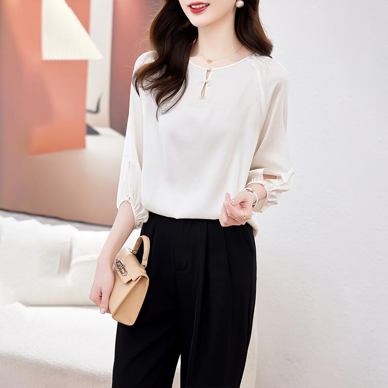 

Silk shirt women s new solid color temperament round neck loose and thin shirt mulberry silk top M білий