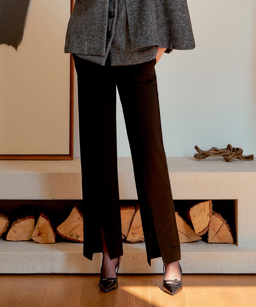 LETTRE DE LE TOILE Front Slit Slim-Leg Pants