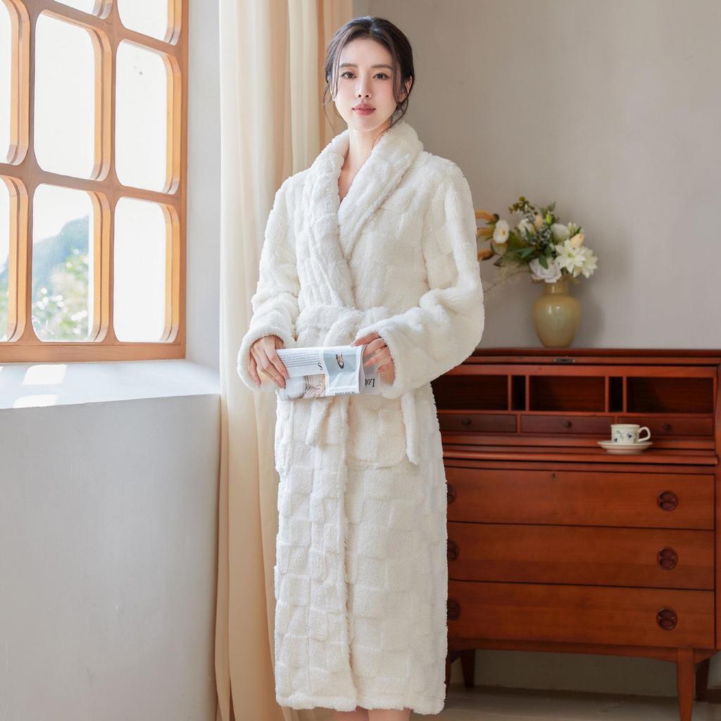 Checkered Jacquard Unisex Long Nightgown Cardigan Bathrobe - Cozy Cotton Velvet for Autumn/Winter