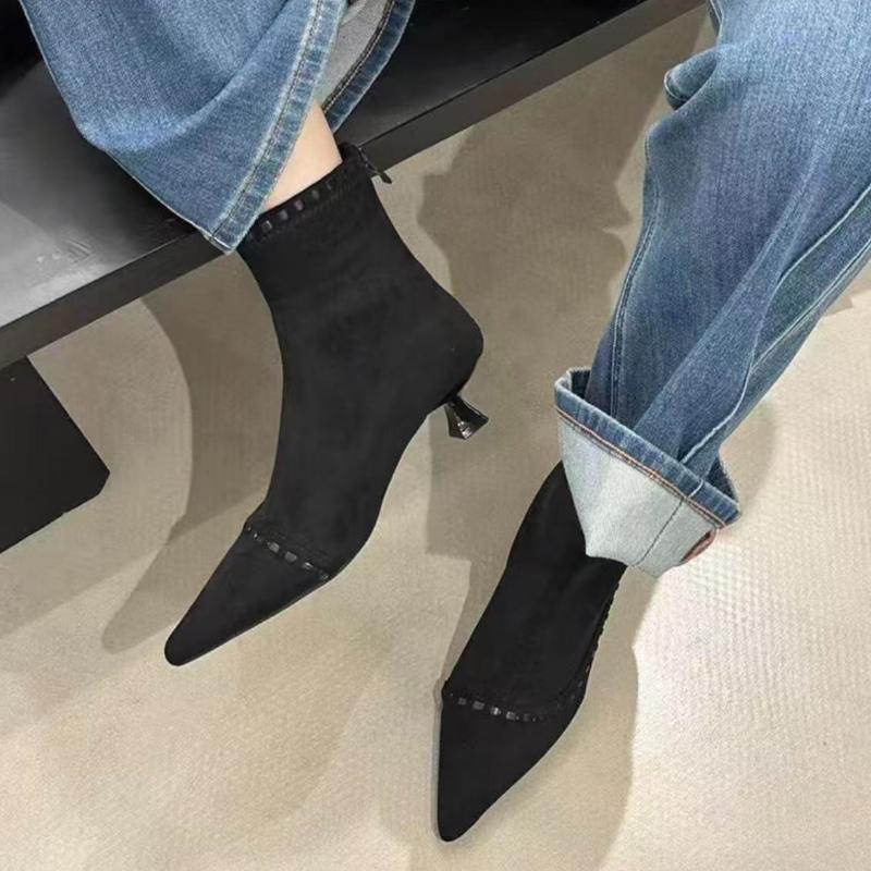 

2026 New Fashion Pointed Toe Rhinestone Women s Boots Comfortable and Versatile Back Zipper Spring and Autumn 35 чёрный