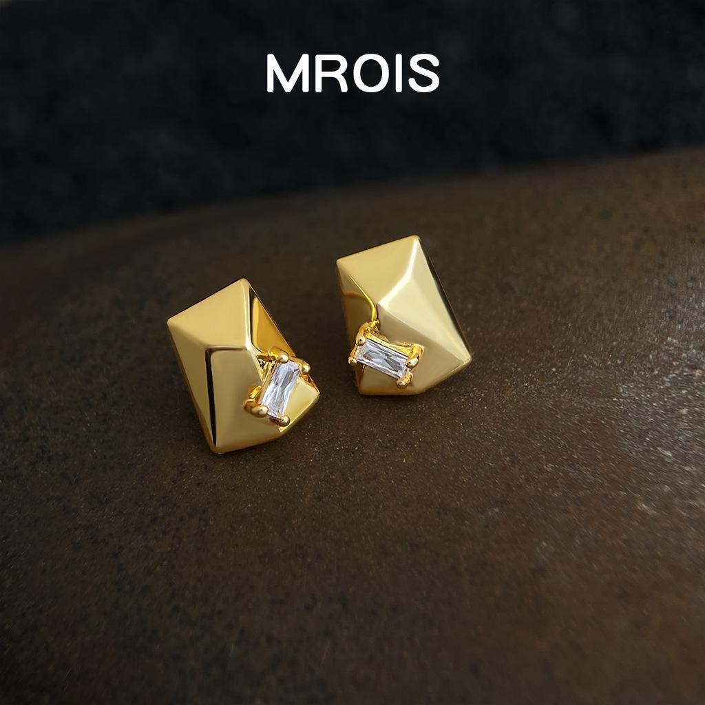 18K Gold Geometric Faceted Zircon Stud Earrings - Minimalist Luxury Design