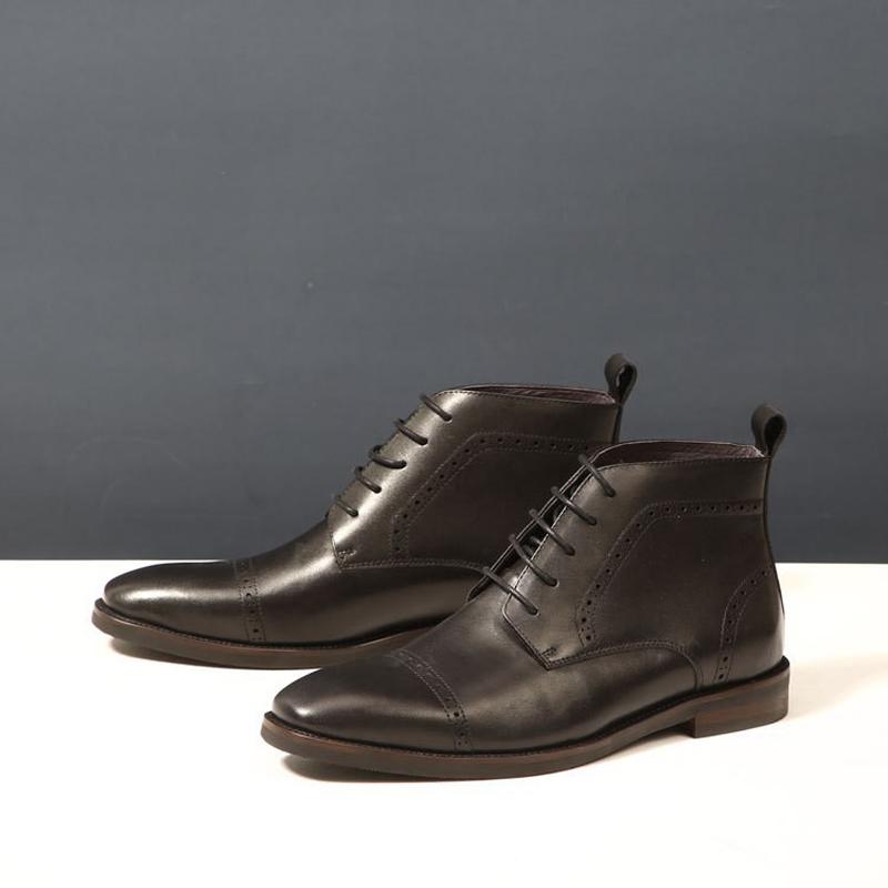 Fashionable High Top Shoes For Men Cowhide Leather Carved Round Teo Lace Up British Ankle Boots Mens Business Dress Trendy Shoes