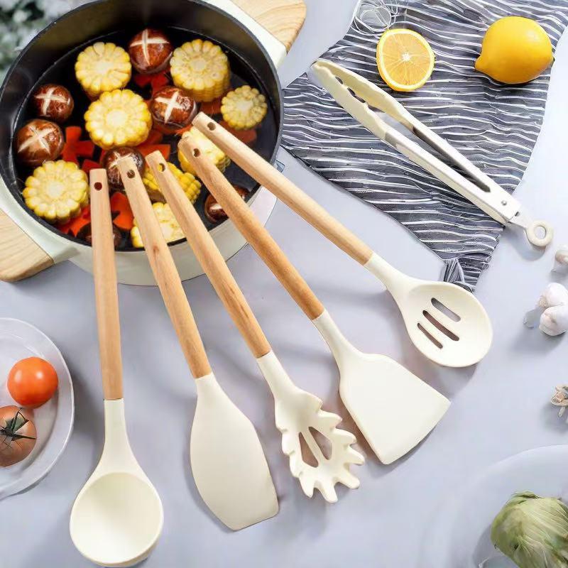 12-Piece High-Temperature-Resistant Silicone Kitchen Utensil Set with Wooden Handles