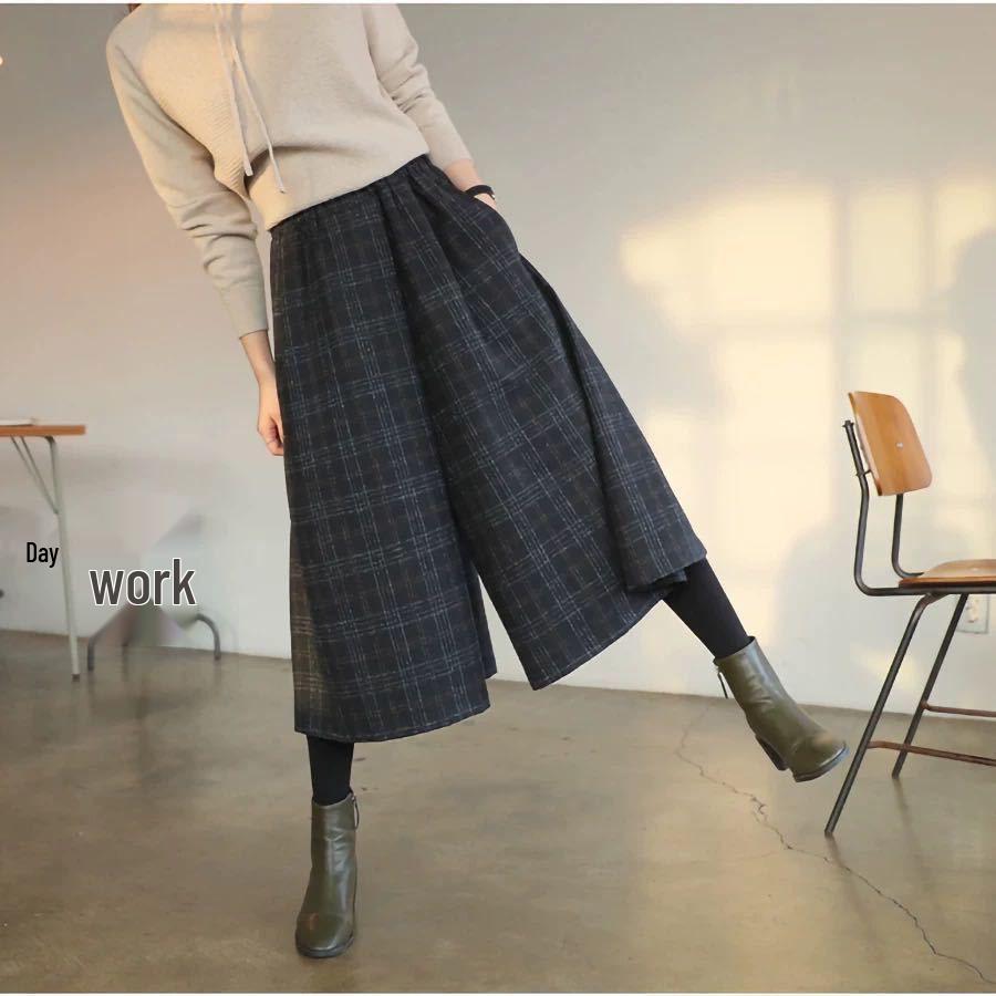 

Plus Size Plaid Skort Outerwear with Elastic Waist, Woolen Wide-Leg Pants for Autumn/Winter M (up to 60 kg)